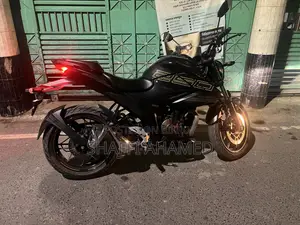 সুজুকি বাইক ২০২৪ কালো
