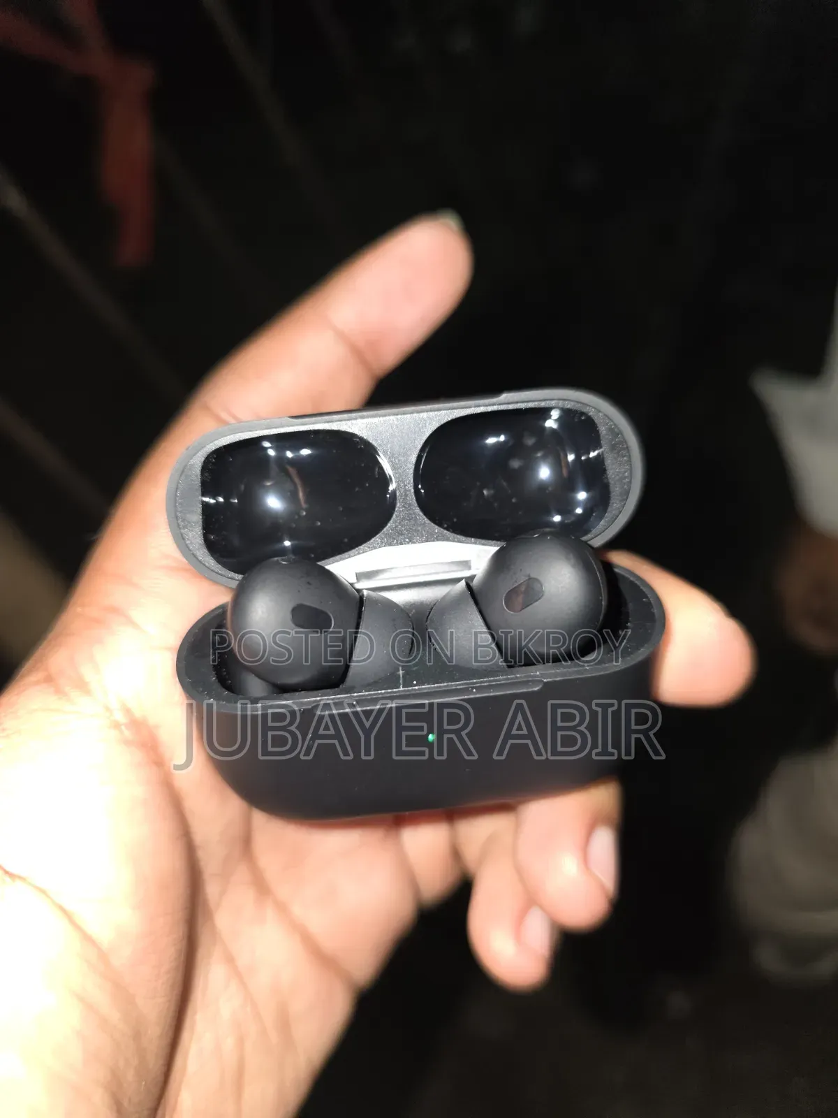 অ্যাপল ইয়ারবাডস প্রো ২য় জেন এএনসি