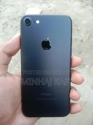 অ্যাপল আইফোন ৭ ৩২ জিবি ব্ল্যাক
