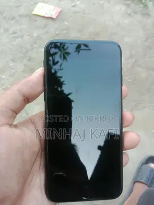 অ্যাপল আইফোন ৭ ৩২ জিবি ব্ল্যাক