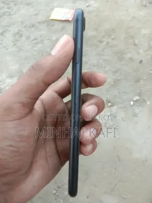 অ্যাপল আইফোন ৭ ৩২ জিবি ব্ল্যাক