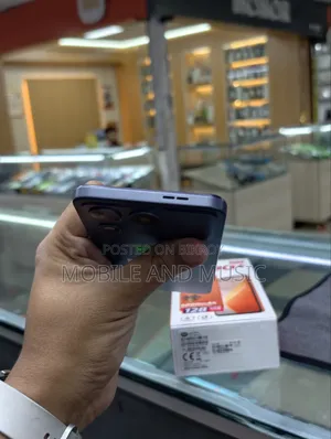 Itel A200+ 128 GB Black