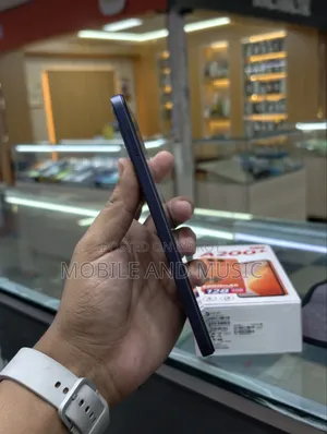 Itel A200+ 128 GB Black