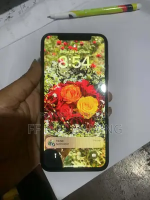 Apple iPhone X 64 GB Black