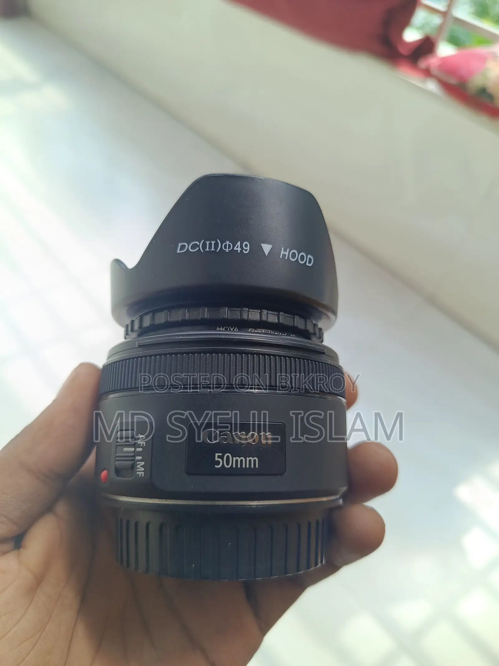 Canon EOS 250D + 50mm F/1.8 STM + 18-135mm IS STM Lens