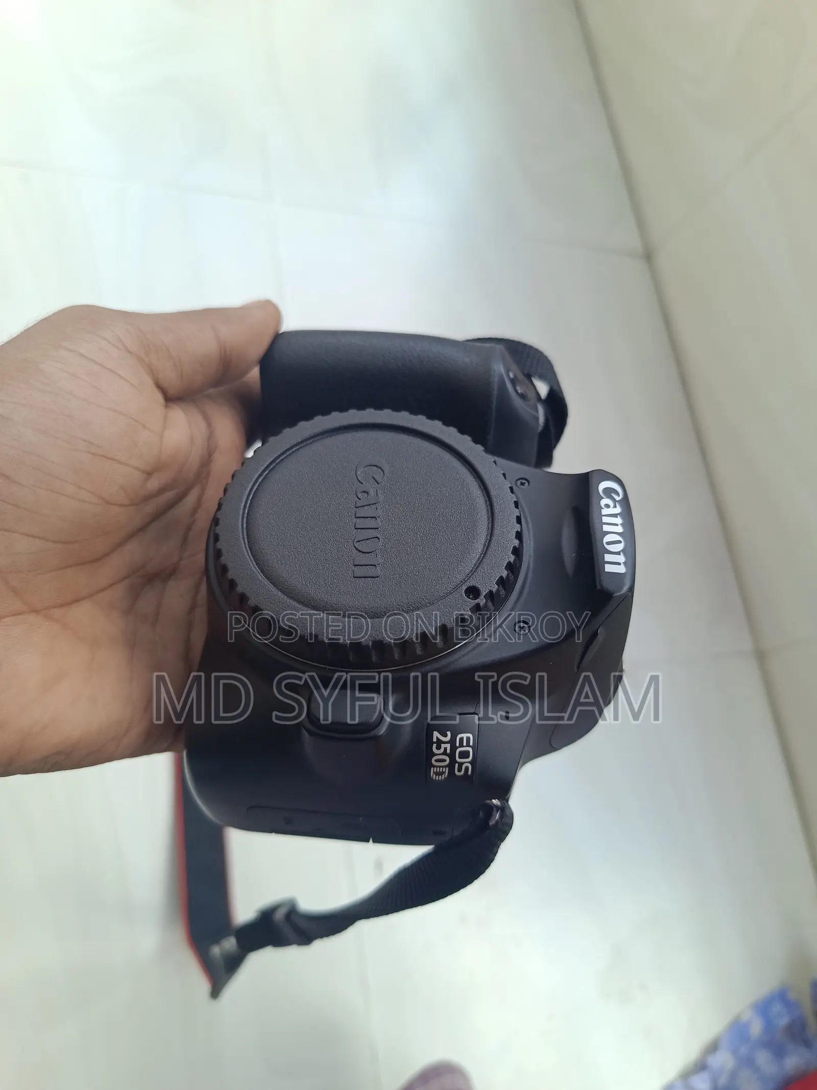 Canon EOS 250D + 50mm F/1.8 STM + 18-135mm IS STM Lens