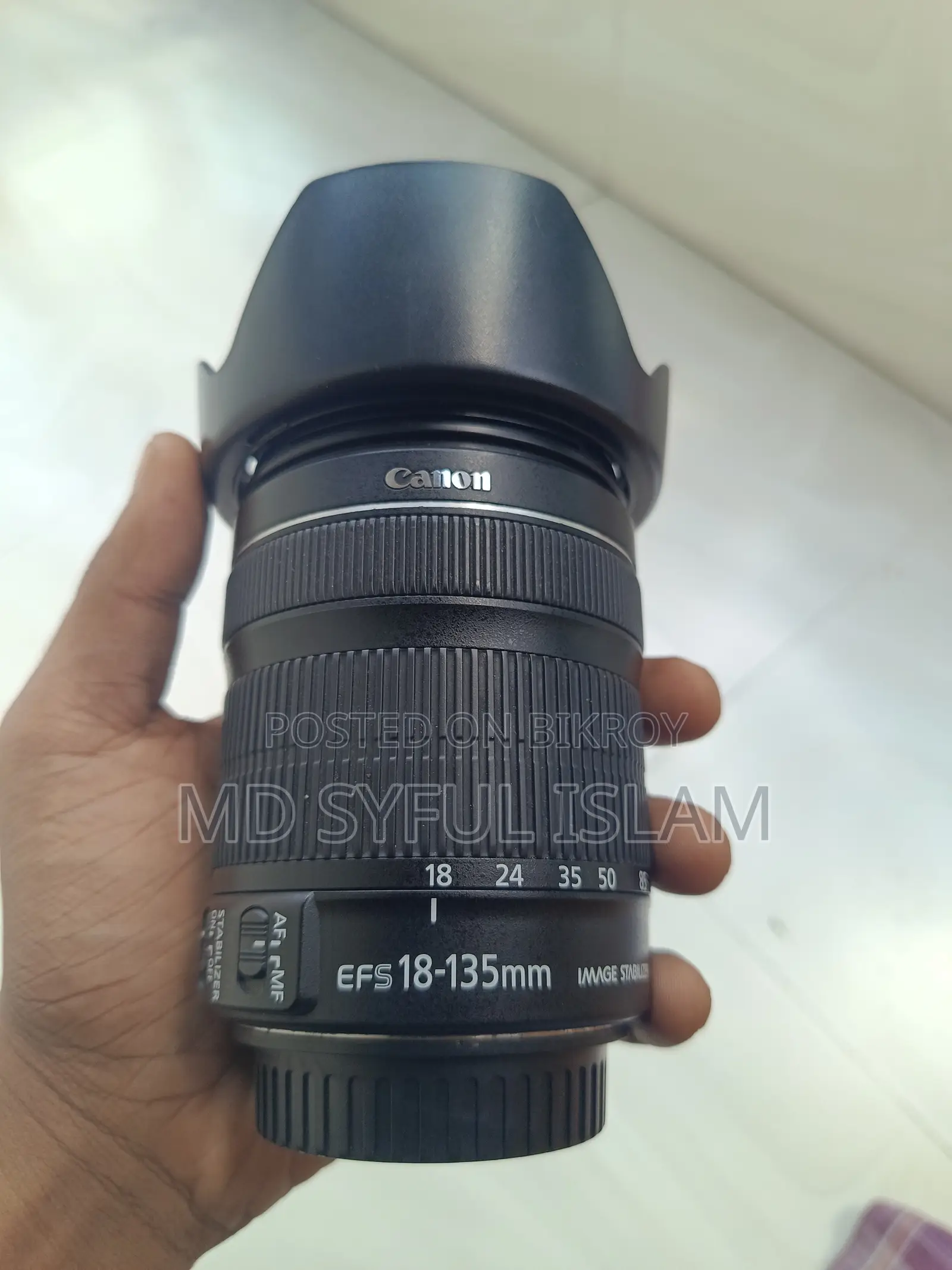 Canon EOS 250D + 50mm F/1.8 STM + 18-135mm IS STM Lens