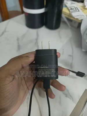 ক্যাবল সহ স্যামসাং ২৫ ওয়াট অ্যাডাপ্টার
