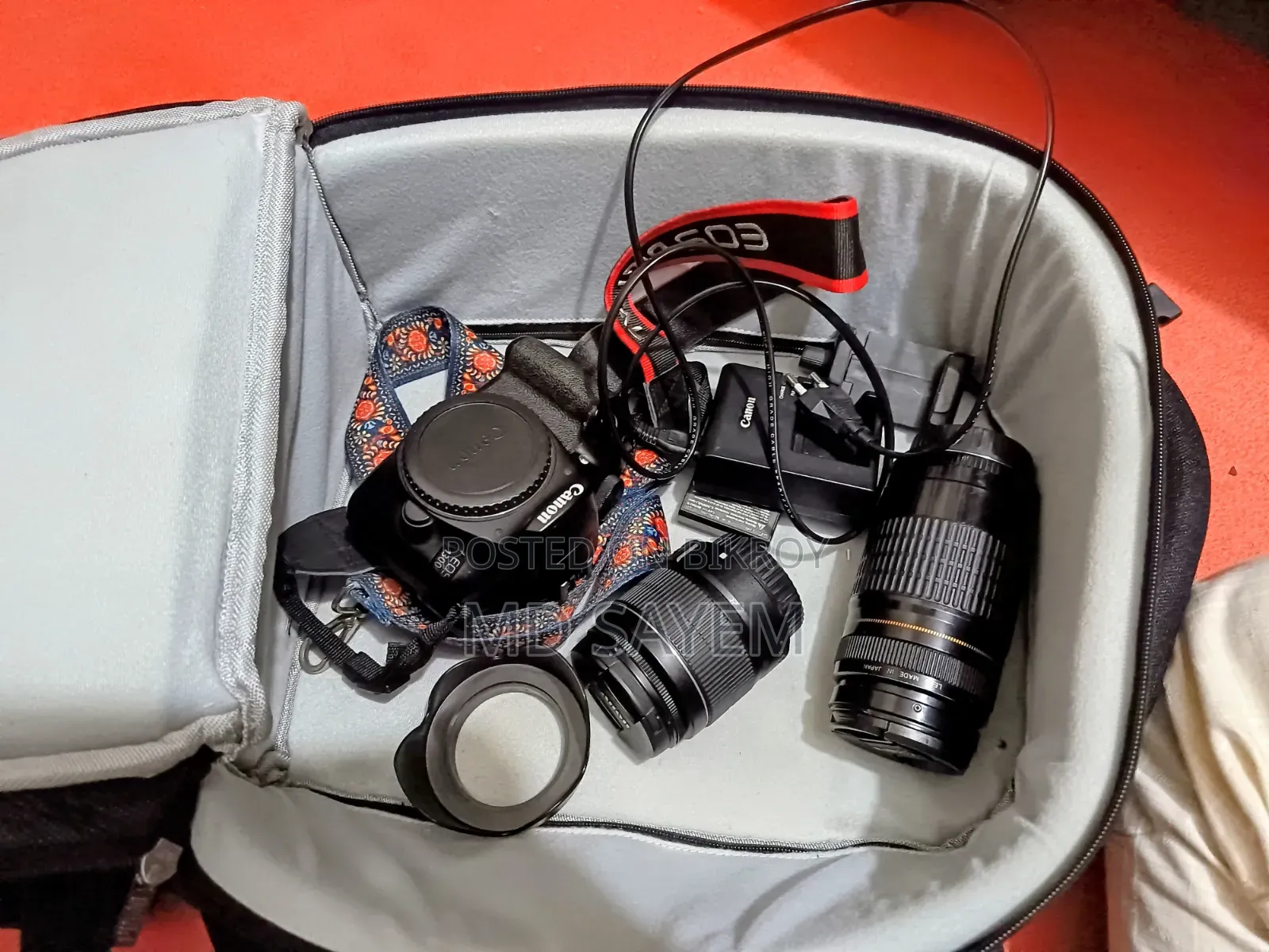 Canon 1300D