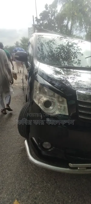 Toyota Noah 2013 Black