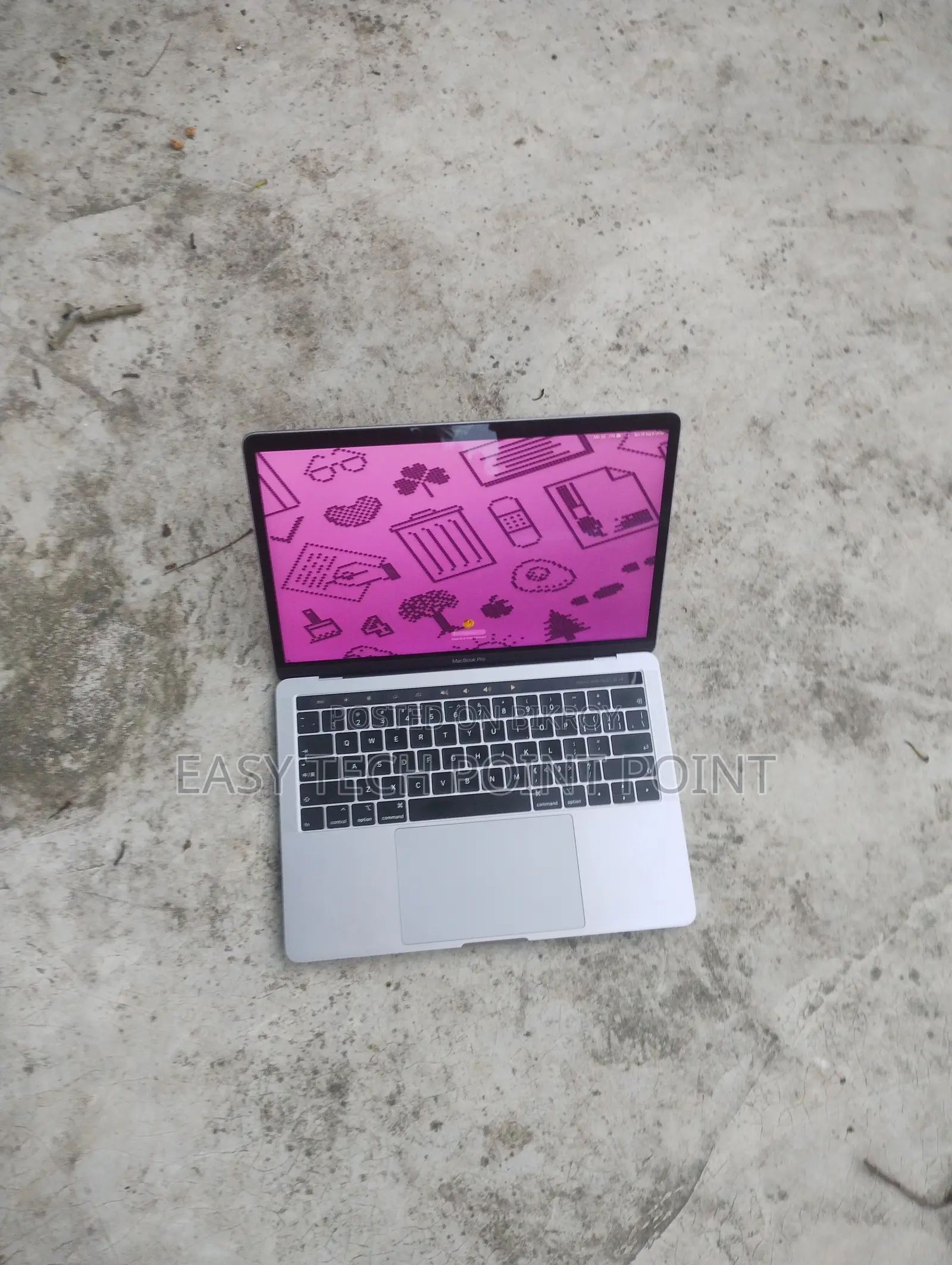 Laptop Apple MacBook Pro 8GB Intel Core i5 SSD 500GB