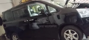 টয়োটা নোয়া ২০১৩ কালো