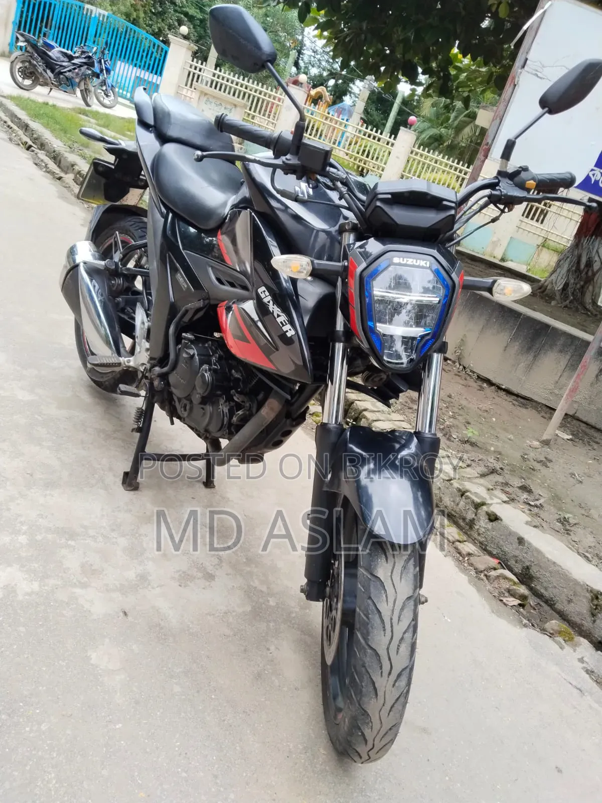 সুজুকি জিক্সার ২০২২ ব্ল্যাক