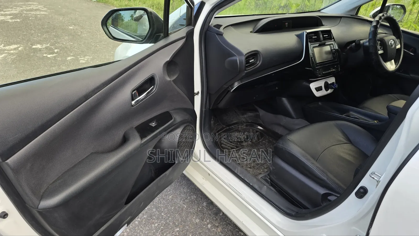 Toyota Prius 2017 Pearl