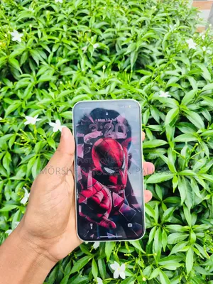 অ্যাপল আইফোন ১৩ ১২৮ জিবি হোয়াইট