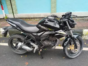 Suzuki Bike 2022 Black