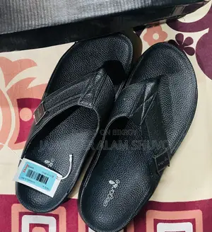 জরুরী বিক্রি | BAY Elegante লেদার স্যান্ডেল + ফ্রী AS স্লাইডস!