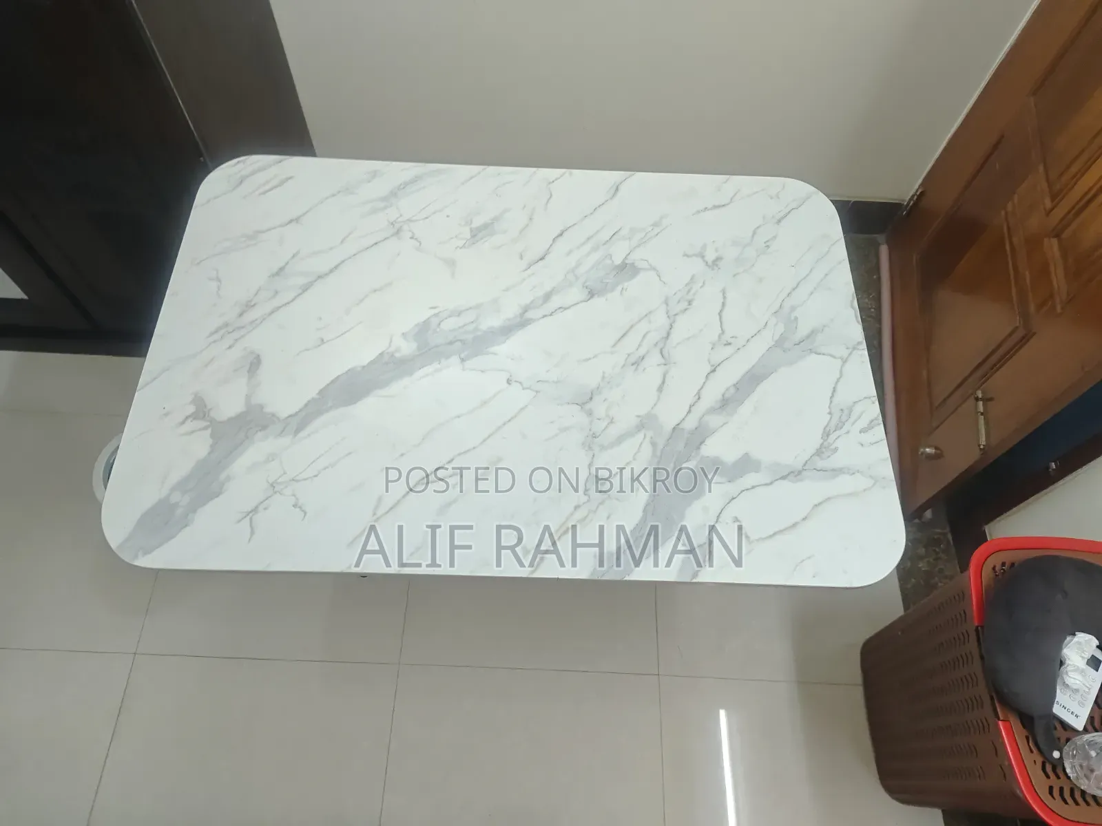 টেবিল বিক্রির জন্য