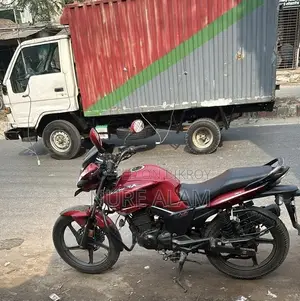 Hero Hunk 150 2018 Red