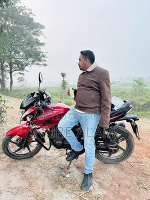 Hero Hunk 150 2018 Red