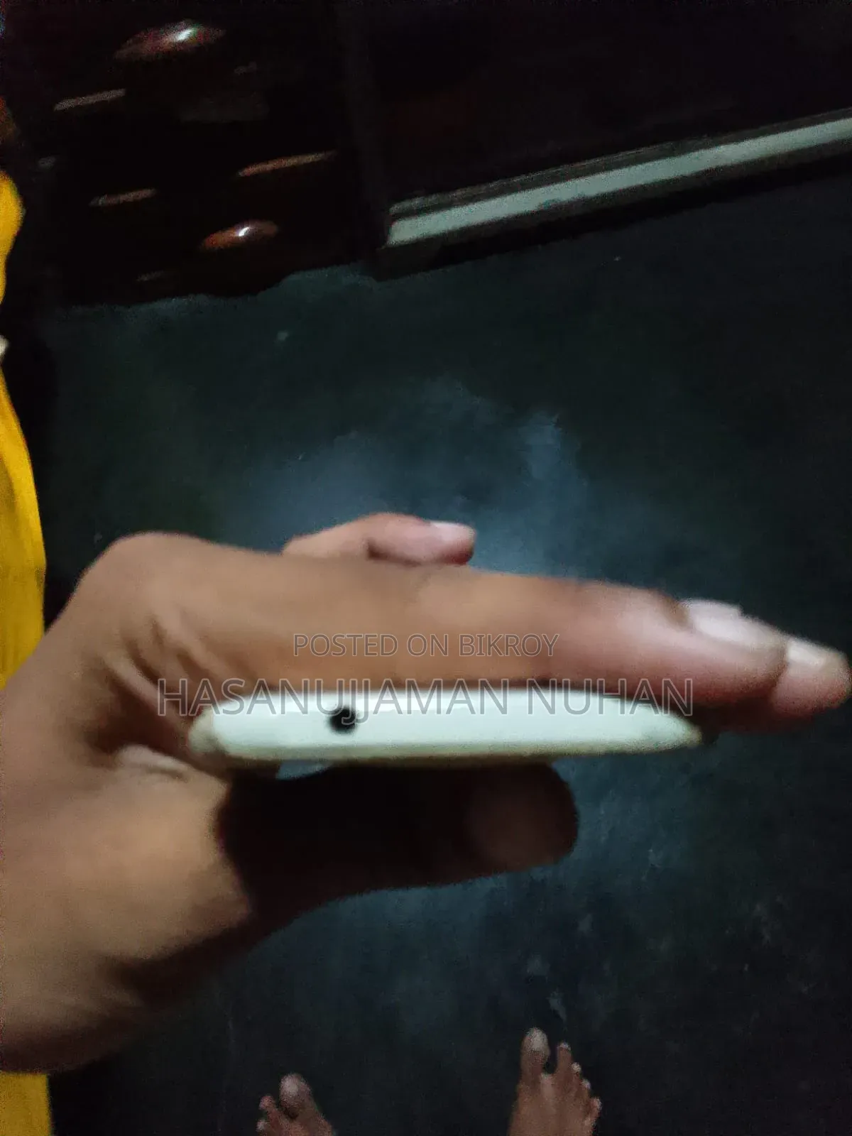 Samsung Galaxy J2 8 GB Gold