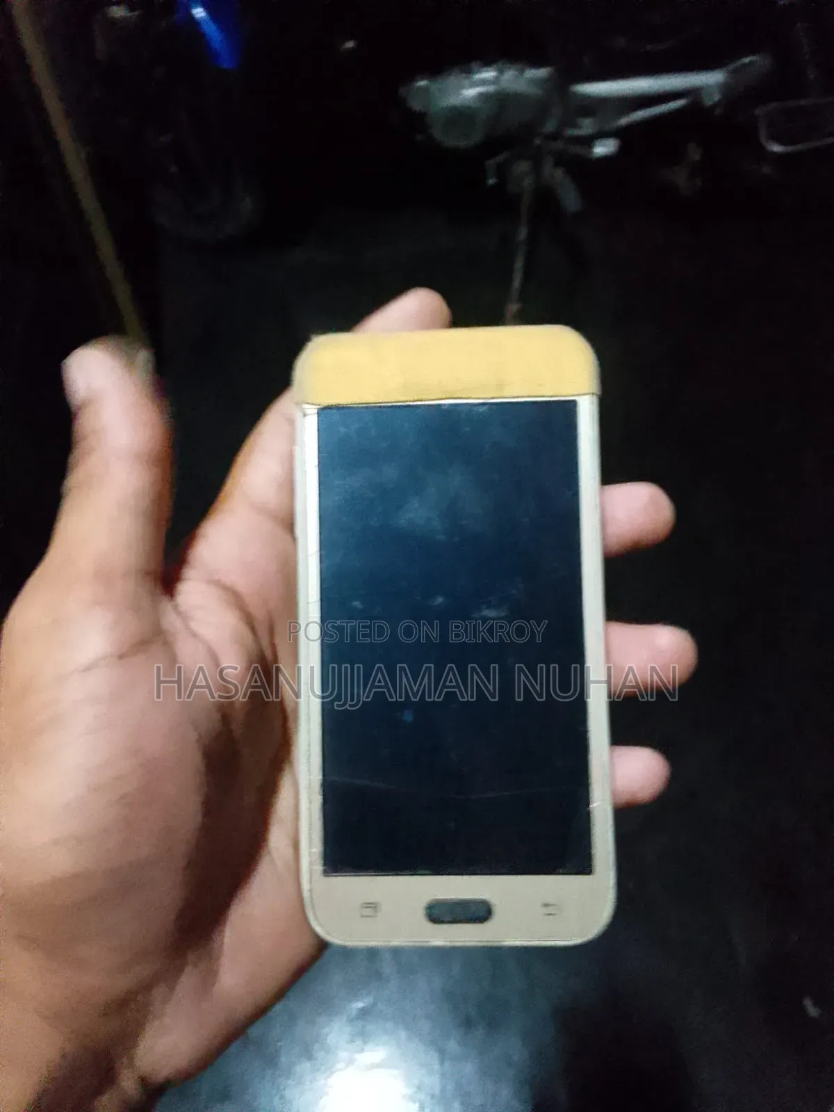 Samsung Galaxy J2 8 GB Gold