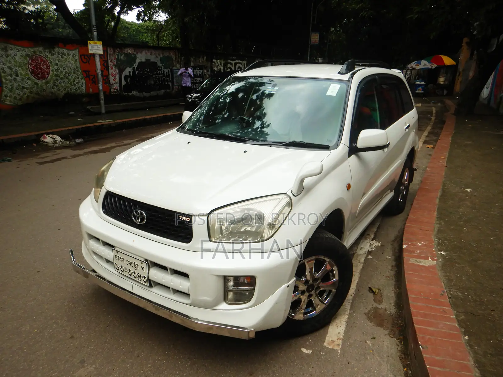 Toyota RAV4 Automatic 2002 White