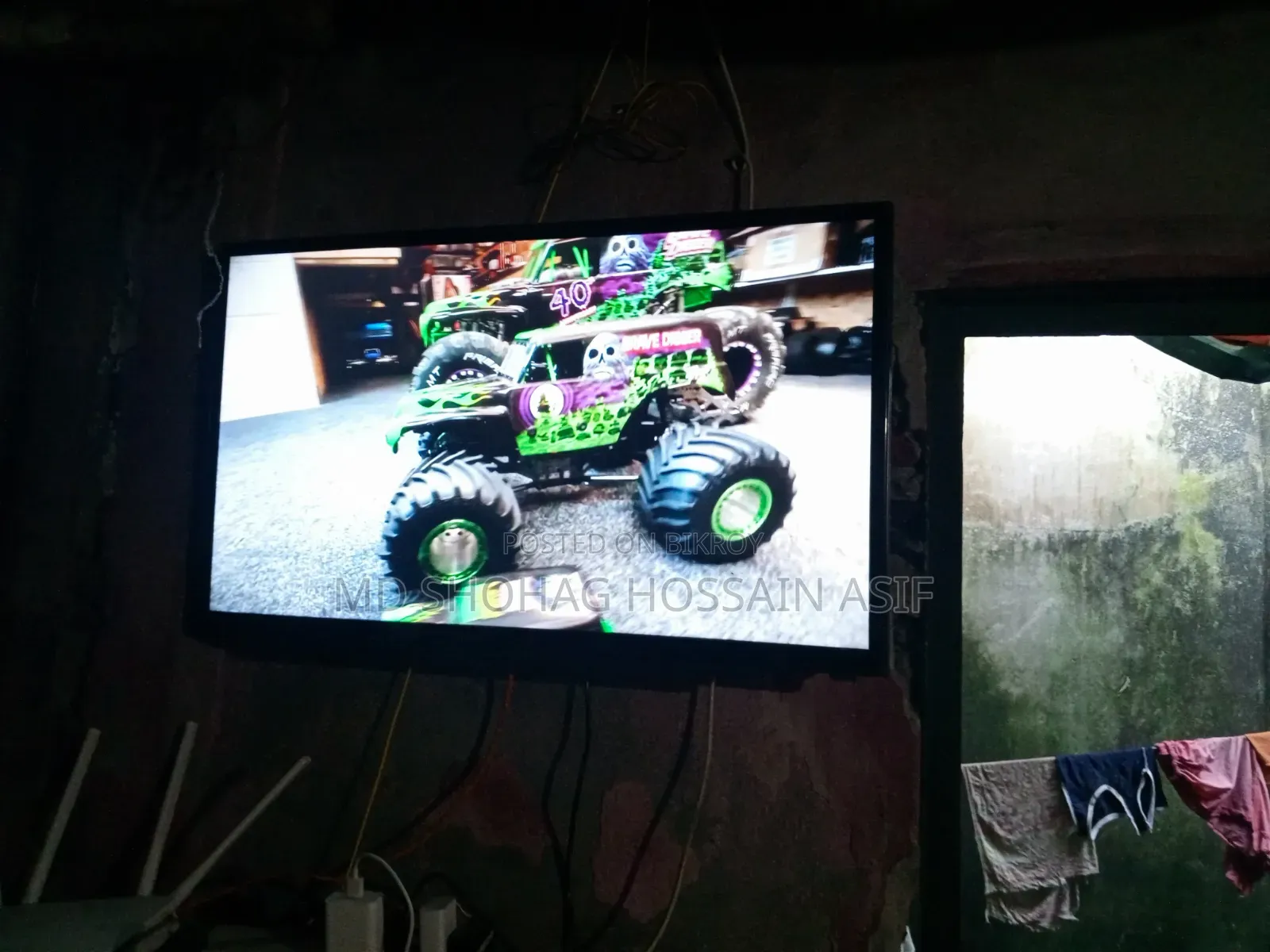 Emergency Sell LED TV