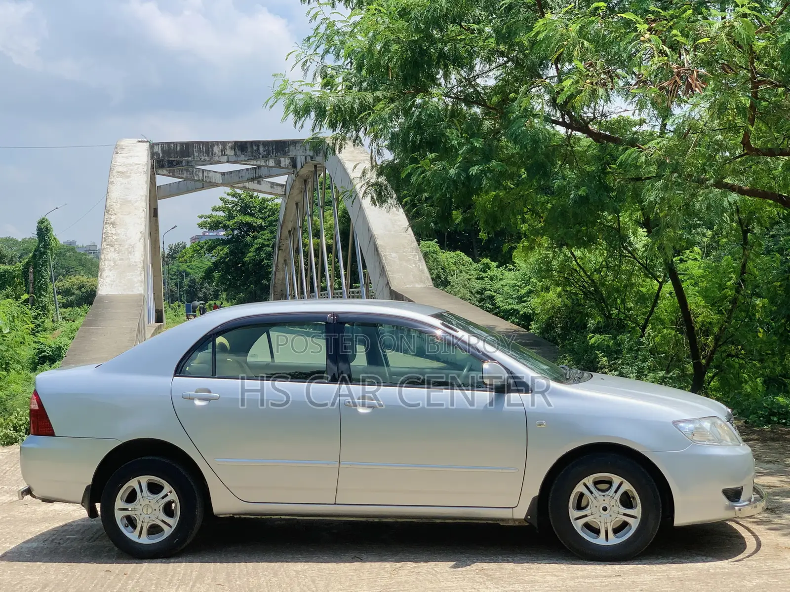 টয়োটা করোল্লা সেডান অটোমেটিক ২০০৫ সিলভার