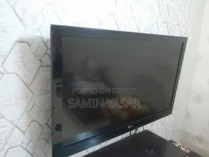 A LG TV Good Condition