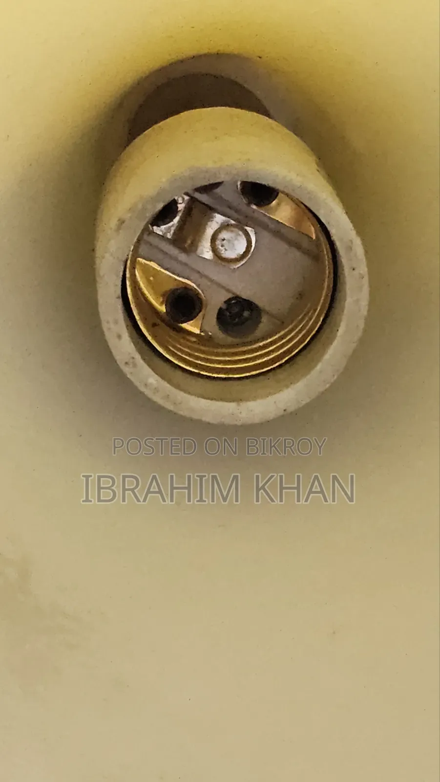 ইয়েলো লাইট কেইস, ১০"