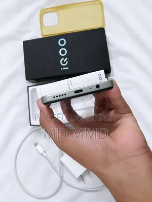 iQOO Z9x 128 GB Gold