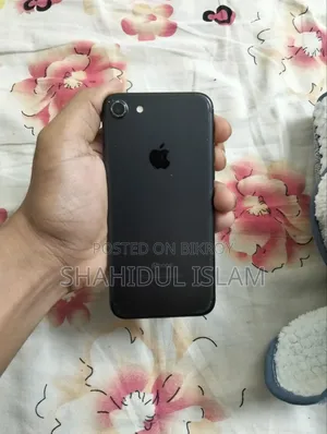অ্যাপল আইফোন ৭ ৩২ জিবি ব্ল্যাক