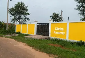 সেক্টর-১৪ এ ৩০০ ফুটের কাছে ৫ কাঠা পার্ক সাউথ