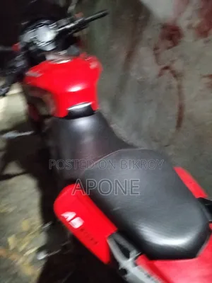 বাজাজ পালসার এন১৫০ ২০১৮ লাল