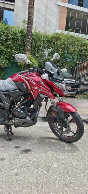 New Honda X-Blade 160 2022 Red
