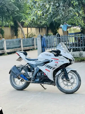Suzuki GSX-R150 2022 Red