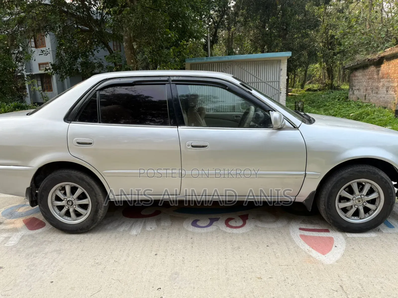 Toyota Corolla 1997 Silver