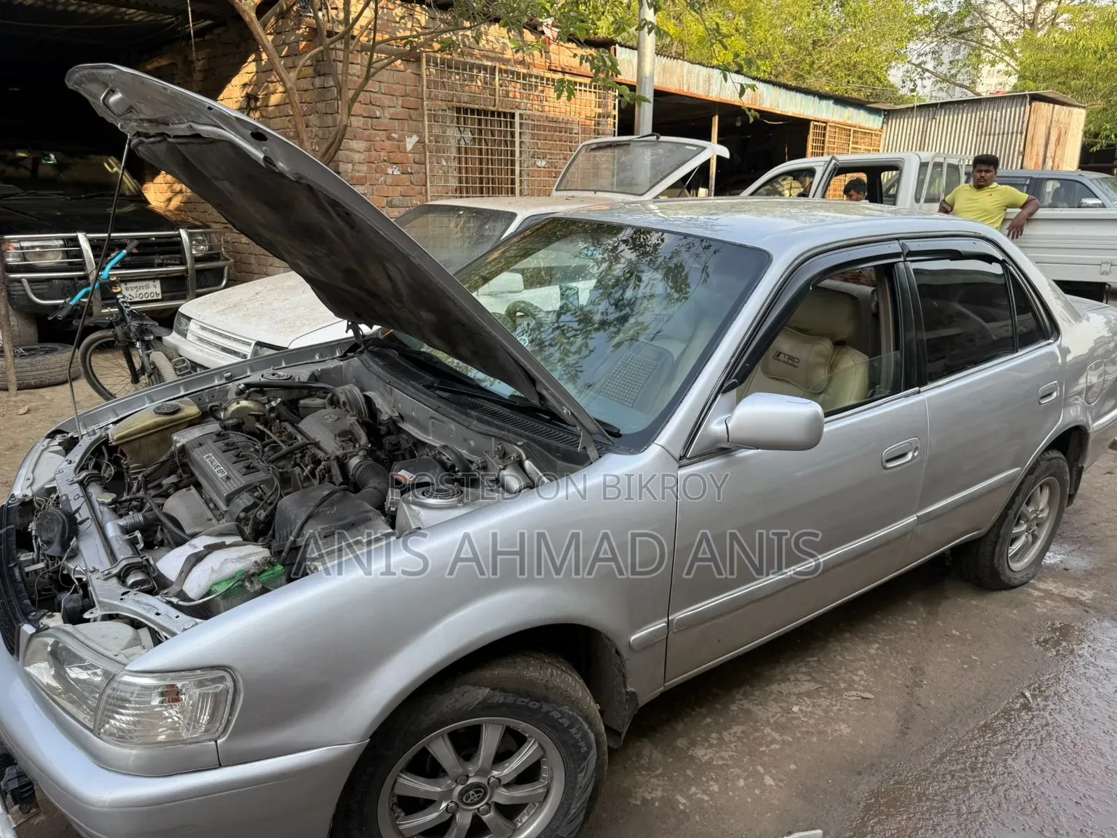 Toyota Corolla 1997 Silver