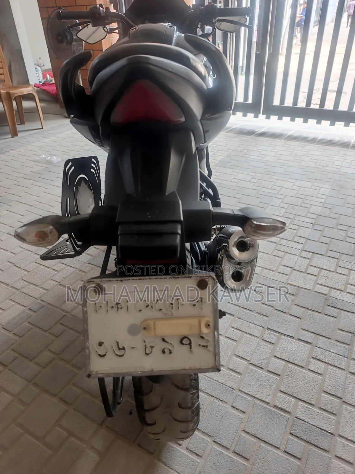 সুজুকি জিক্সার এসএফ ২০১৯ ব্ল্যাক