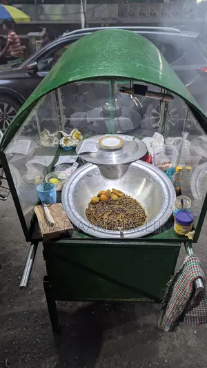 ফুচকা বেলপুরির গাড়ি