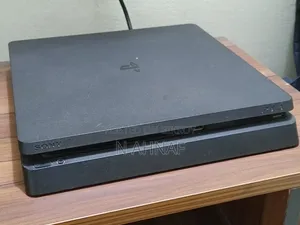 PS4 Slim 500GB