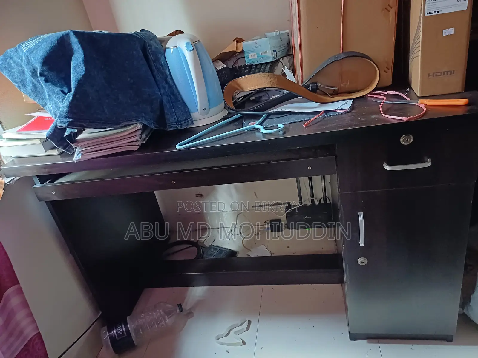 4 Feet 3 Inch Big Size Desk/Table for Sell!