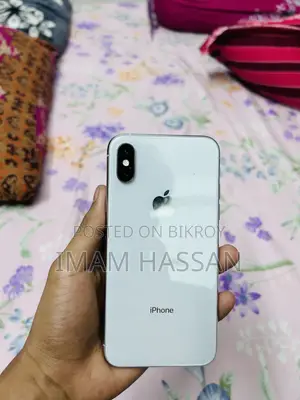 Apple iPhone XS 64 GB White