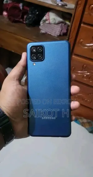 Samsung Galaxy A12 64 GB Blue