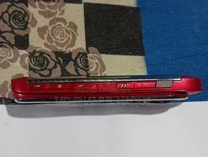 নোকিয়া ই৬৬ গোলাপি