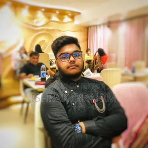কাস্টমার সার্ভিস এক্সিকিউটিভ