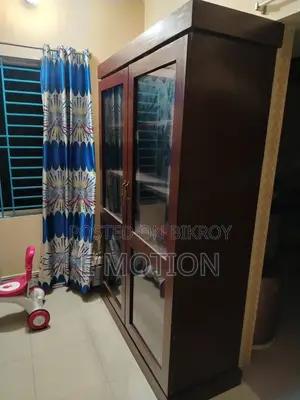 আসবাবপত্র; ওয়াল শোকেস কাম বুকশেলফ