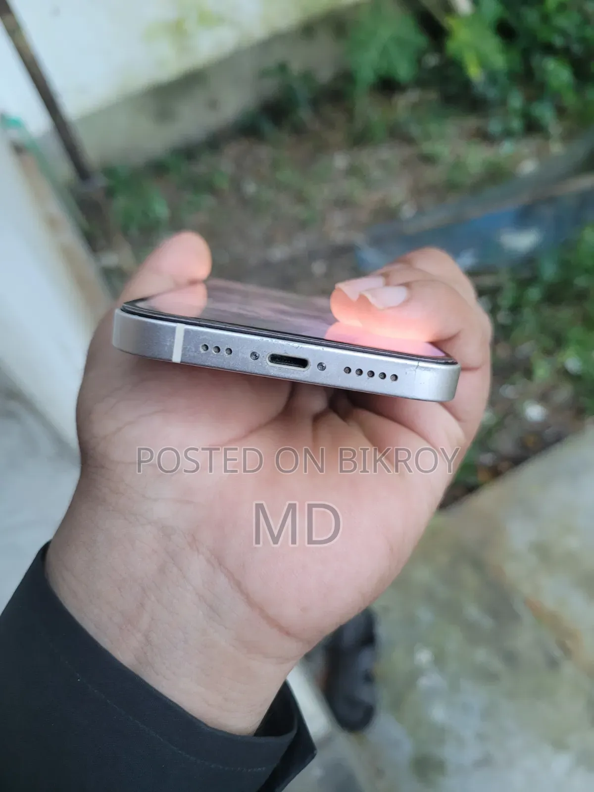 অ্যাপল আইফোন ১৩ ২৫৬ জিবি হোয়াইট