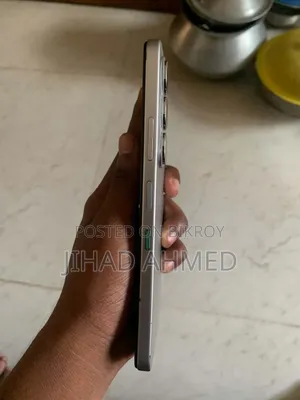 ইনফিনিক্স হট ৬০আই ১২৮ জিবি সাদা